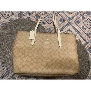 Coach Ava Tote Signature Canvas Khaki Chalk White Leather Handbag F37198